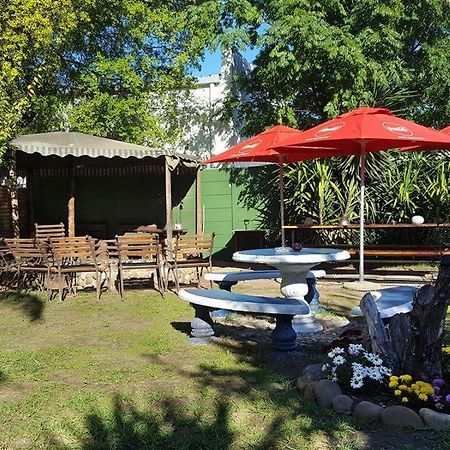 Stumble Inn Backpackers Stellenbosch Buitenkant foto